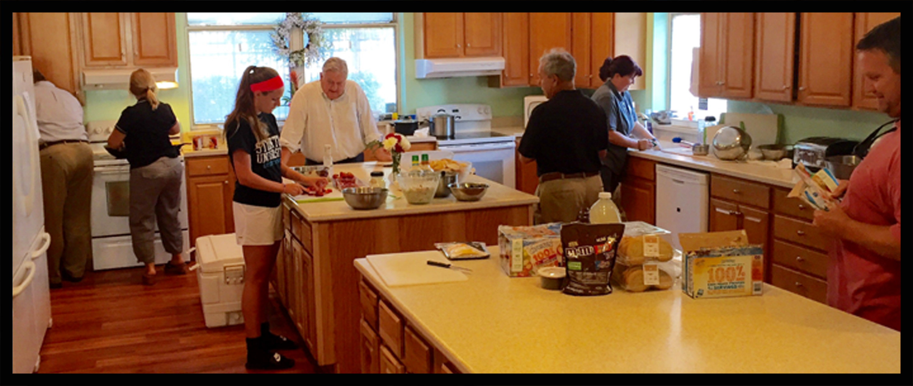 Kitchen Crew